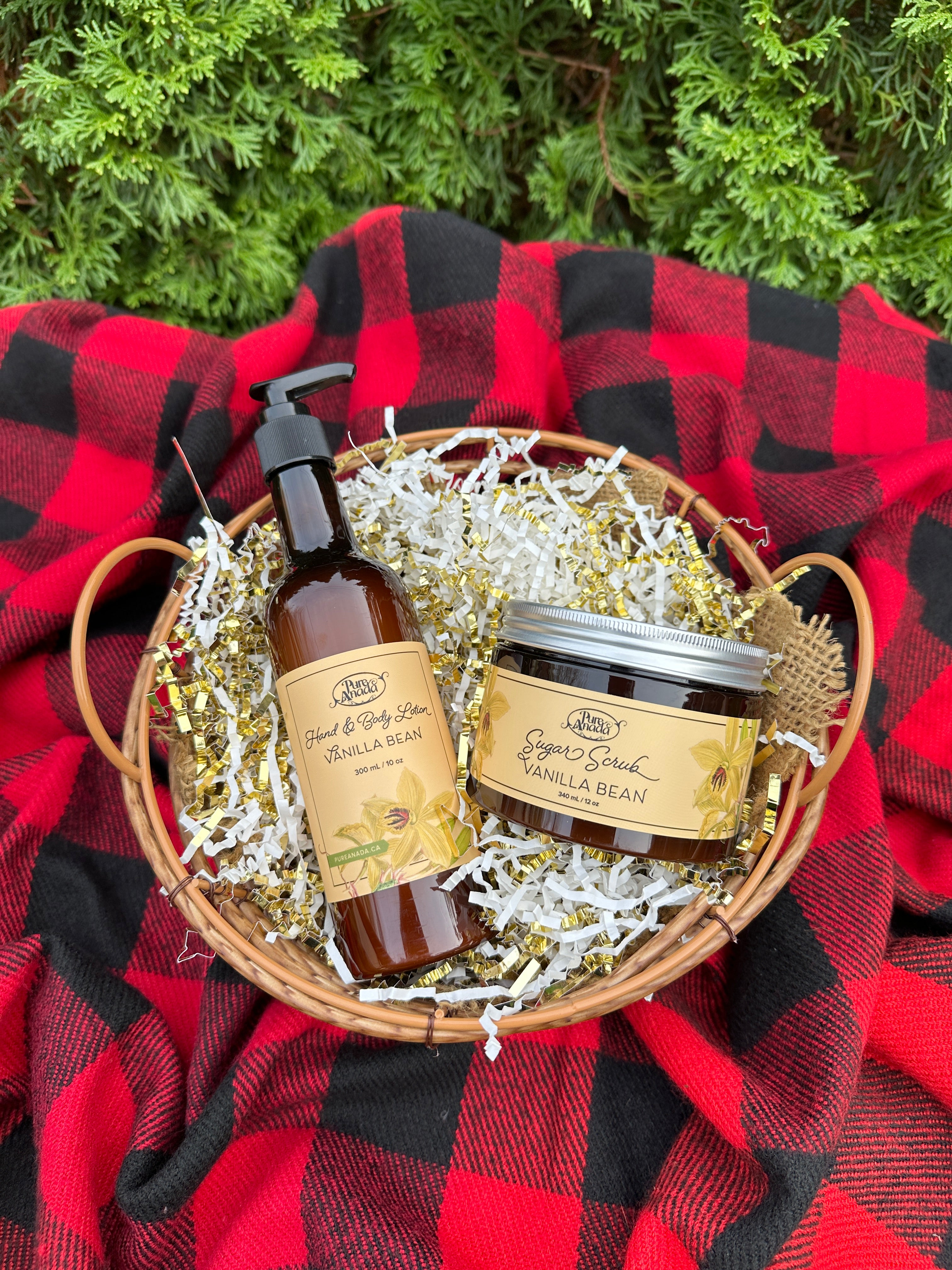 Pure Anada Scrub and Lotion Set