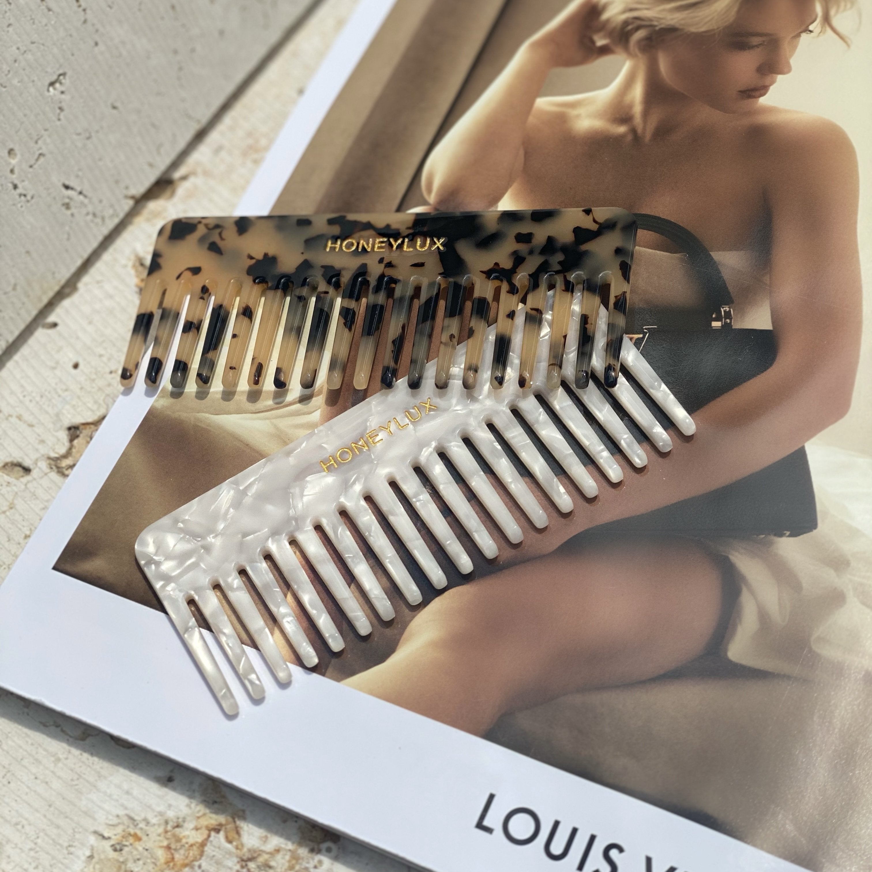 Honeylux Acetate comb